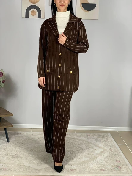 Kadın Ceket Yaka Gold Düğmeli Hırka ve Yüksek Bel Pantolon Alt Üst Triko Takım (Kahve) - 3