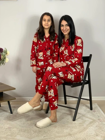 Anne Kız Kombin Önden Düğmeli Bebe Yaka %100 Pamuk Teddy Ayıcık Desenli Pijama Takımı (Kırmızı) - Resim 2