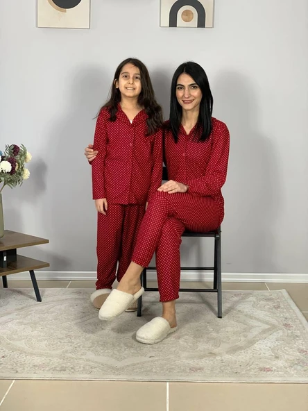 Anne Kız Kombin Önden Düğmeli Bebe Yaka %100 Pamuk Pijama Takımı (Kırmızı Noktalı) - 5