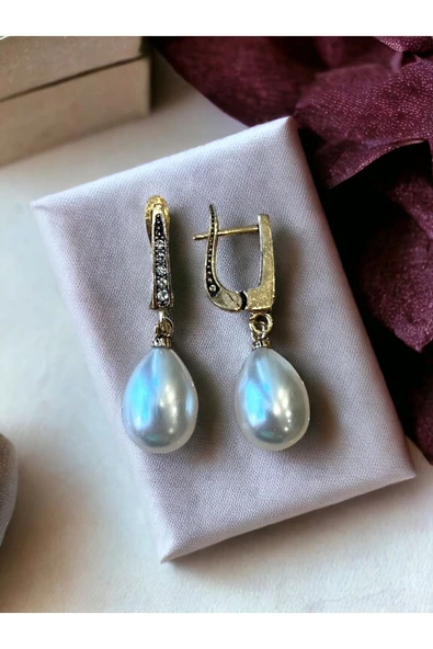 Zirkon Taşlı Mayorka İnci Kolye ve Mayorka İnci Küpe Seti - 4