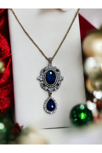 Kristal Taşlı Su Damlası Sallantılı Kolye ürün görseli