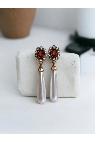 Yaprak Figürlü Su Damlası İnci Küpe - 3