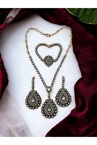 Zirkon Taşlı Büyük Su Damlası Küpe Kolye ve Bileklik Seti