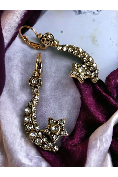 Kristal Taşlı Ayyıldız Sallantılı Küpe - 1