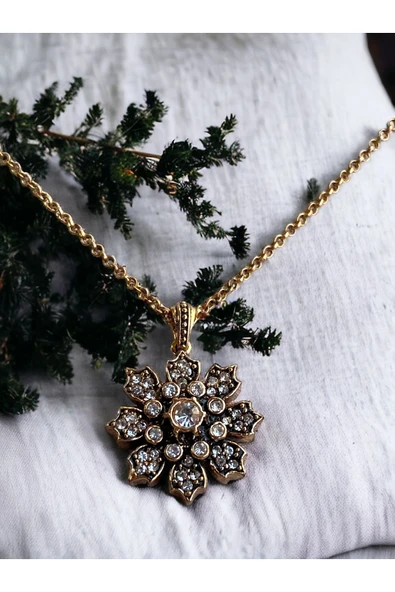 Kristal Taşlı Kar Tanesi Kolye - Resim 4