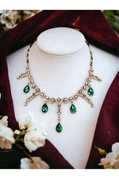 Sarkıt Gerdanlık Zümrüt Taş Detaylı Nişan Kına Düğün Gerdanlık - Resim 3