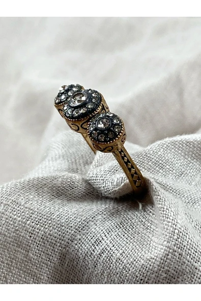 Elmas Montür 3 Taş Yüzük - Resim 5