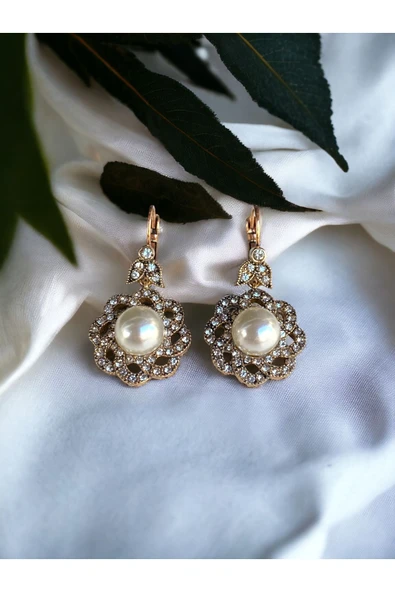 Kristal Taşlı Çiçek Figür İnci Küpe - Resim 5