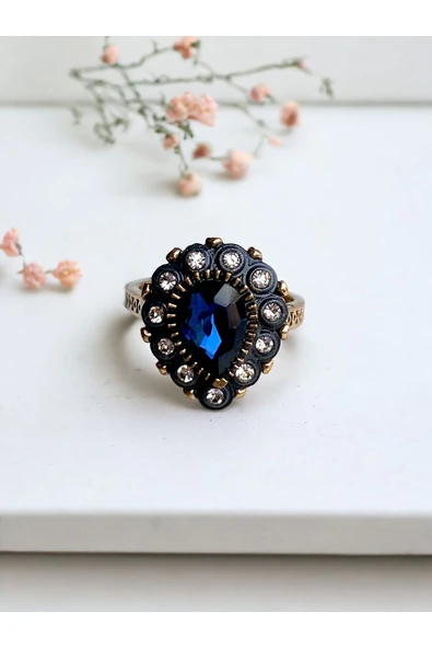 Zirkon Taşlı Su Damlası Yüzük - Resim 8