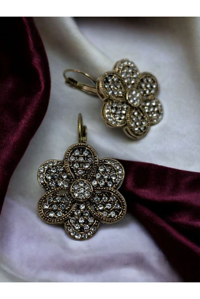 Kristal Taşlı Çiçek Figür Küpe - Resim 2