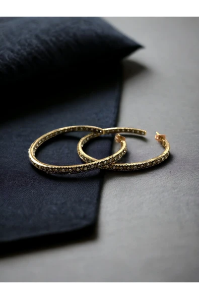 Zirkon Taşlı Büyük Halka Küpe ürün görseli