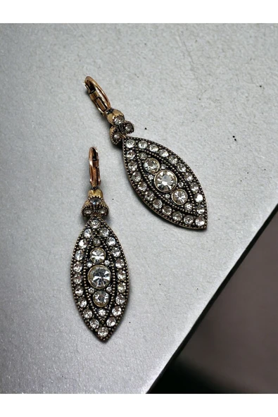 Zirkon Taşlı Elmas Montür Mekik Küpe - Resim 4