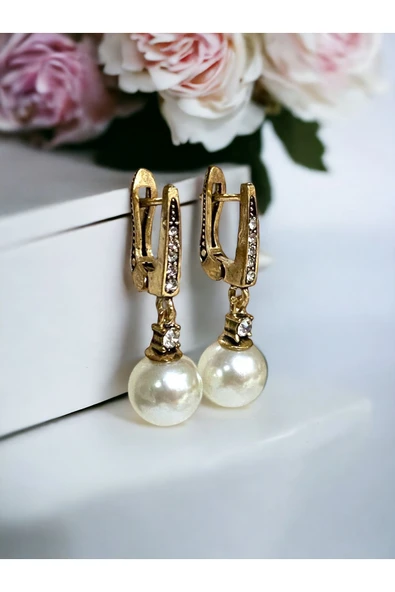 Kristal Taşlı Yuvarlak Sallantılı İnci Küpe - Resim 3