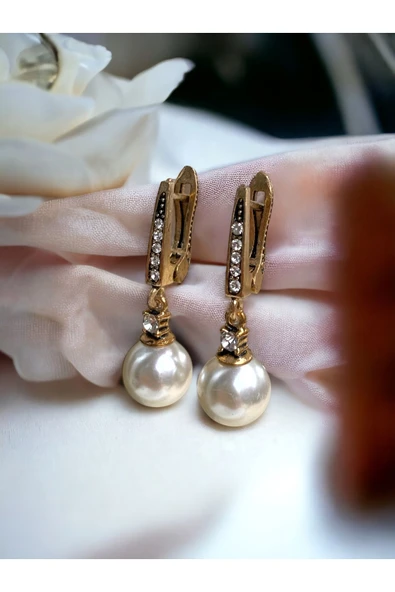 Kristal Taşlı Yuvarlak Sallantılı İnci Küpe - Resim 2