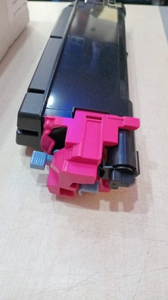 Kyocera Tk-5150 Magenta (140Gr) (10K) TONER - 4