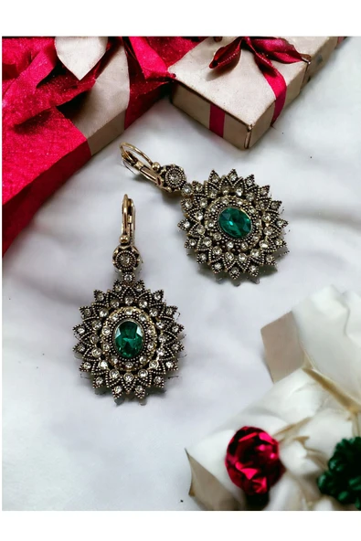 Kristal Taşlı Güneş Küpe