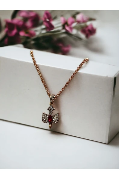 Zümrüt Yeşil Kristal Taşlı Kırlangıç Figürü Kolye - Resim 5