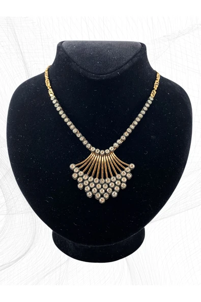 Elmas Kaburga Tasma Kolye - Resim 3