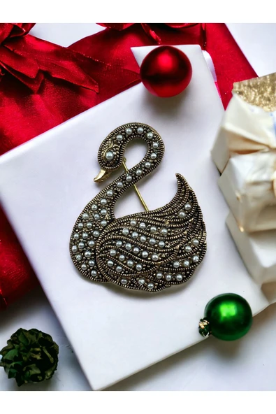 İnci Kuğu Motif Broş