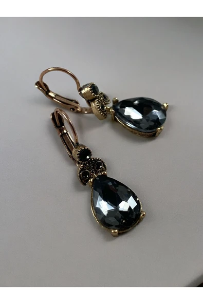 Kristal Taşlı Su Damlası Sallantılı Küpe - Resim 9