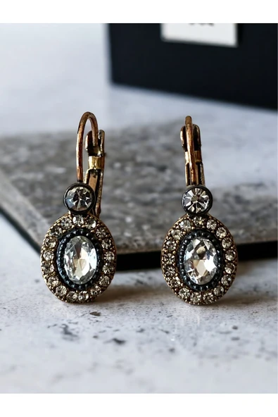 Oval Kesim Zirkon Taşlı Küpe - Resim 3