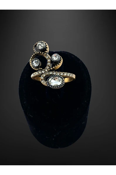 Oval Kesim Zirkon Taşlı Yüzük - 7