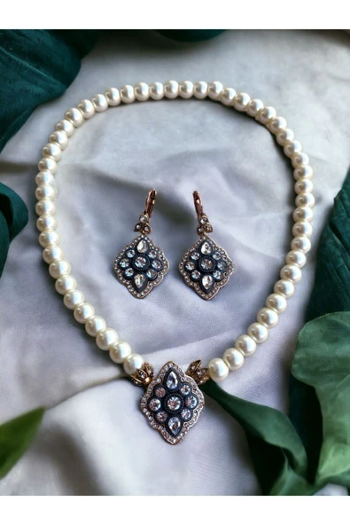 Elmas Montür Zirkon Taşlı İnci Kolye ve Küpe Seti - 2