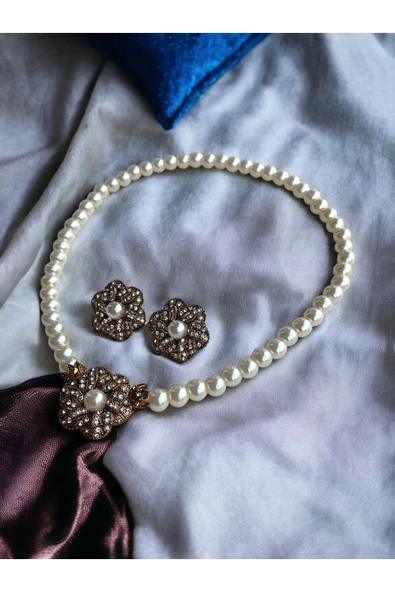 Kristal Taşlı Çiçek Figür İnci Kolye ve Küpe Seti