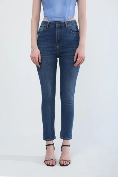 Kadın Slim Fit Likralı Esnek Jean Pantolon Mavi