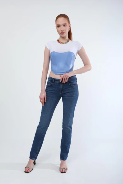 Kadın Slim Fit Likralı Lacivert Jean Pantolon