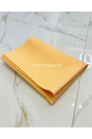 2'li Oto Yıkama Seti: Mikrofiber Araba Yıkama Eldiveni ve Güderi Bez 50x70cm - İz ve Leke Bırakmaz - 2