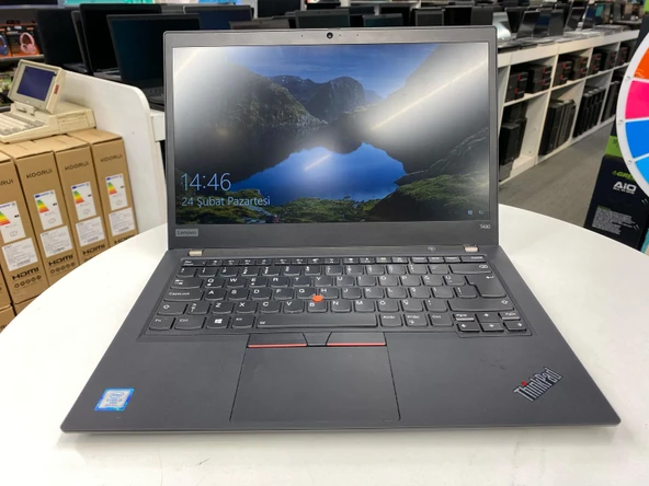 Lenovo 2.El Notebook Thınkpad T490 İ5 8365U 16Gb 256Gb M2 14"Fhd Ips (C Laptop)