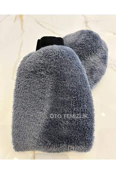 2'li Oto Yıkama Seti: Mikrofiber Araba Yıkama Eldiveni ve Güderi Bez 50x70cm - İz ve Leke Bırakmaz - 4