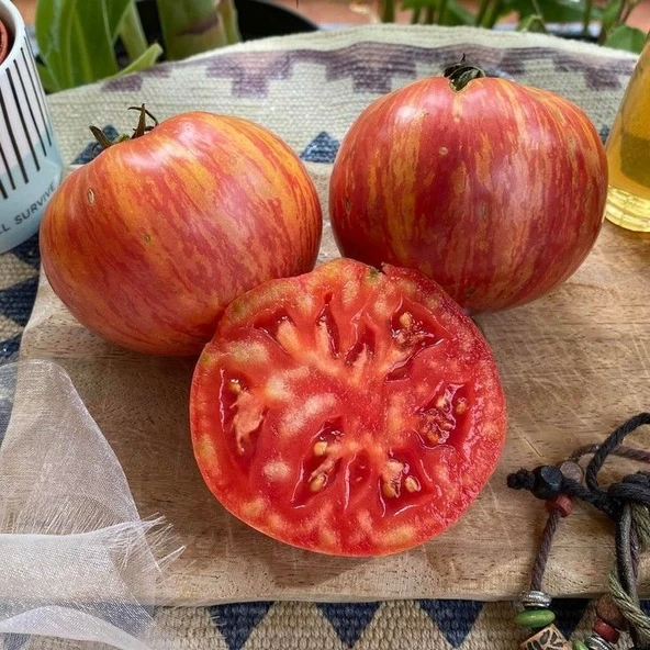 Çizgili Big Cheef Stripes Domates Tohumu (15 Tohum)