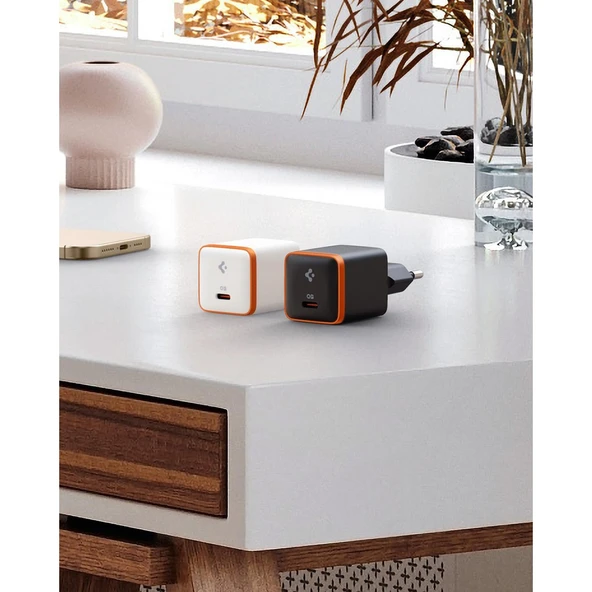 Spigen 30W USB-C Mini Adaptör - Samsung PPS Destekli Hızlı Şarj Aleti iPhone & Android & iPad & MacBook Type-C EE301 Black - 3