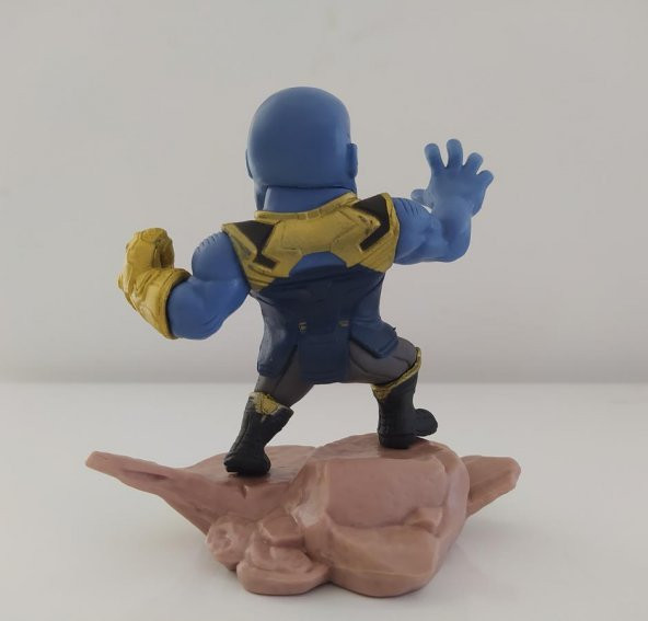 Thanos Avengers 3D Figür Oyuncak Masaüstü Süsü Biblo 10 cm - 2