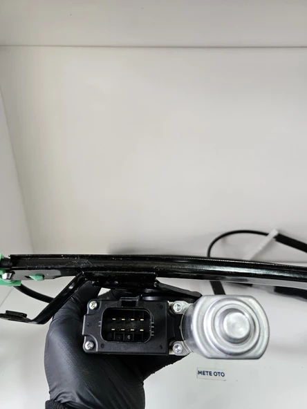 Ford Mondeo 3 Ön Cam Krikosu Komple Motorlu Sağ Yolcu Tarafı 8 Pinli 1S71F23200BX - 3