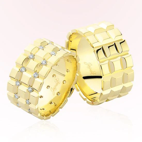 Sarı Desenli Taşlı Altın Alyans 4102 ürün görseli