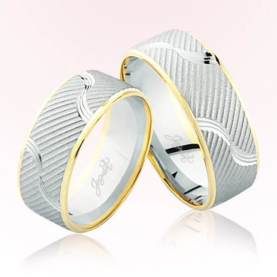 Beyaz Sarı Desenli Altın Alyans 7002 ürün görseli