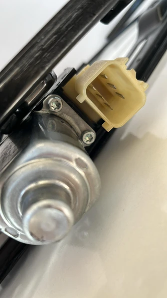 Ford Ranger Ön Cam Krikosu Komple Motorlu Sol Şoför Tarafı 6 Pinli AB392123201CG - 2