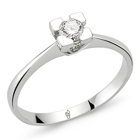 0.30 Ct Tektaş Pırlanta Yüzük  RM30041