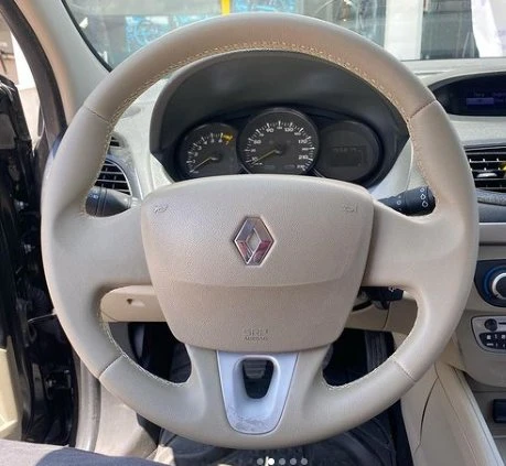 Fluence Tuşsuz Araca Özel Direksiyon Kılıfı (Airbeg Rengiyle Aynı Renktedir) ürün görseli