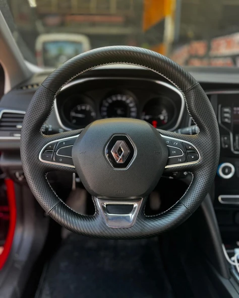 Renault Megane 4 İcon Araca Özel Direksiyon Kılıfı (SOFT NOKTA KARBON KREM İP) ürün görseli