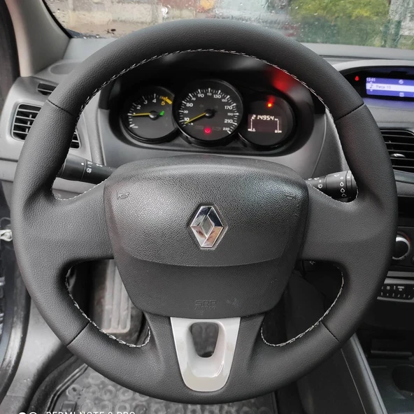 Renault Fluence Tuşsuz Araca Özel Direksiyon Kılıfı (DÜZ DERİ) ürün görseli