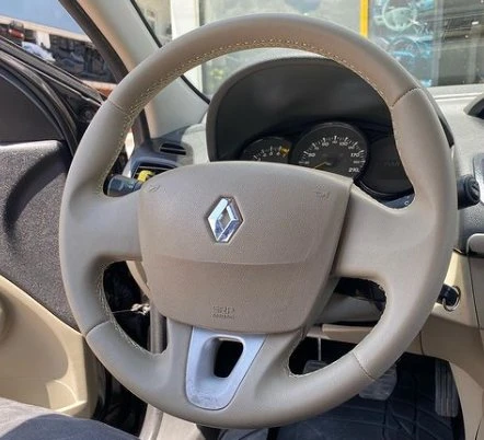 Fluence Tuşsuz Araca Özel Direksiyon Kılıfı (Airbeg Rengiyle Aynı Renktedir) - Resim 3