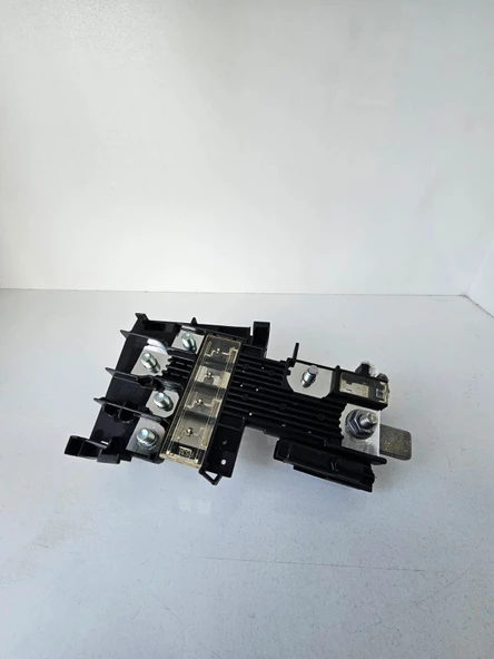 Ford Courier Akü Üst Kutup Başı Sigorta JT7614A073AA