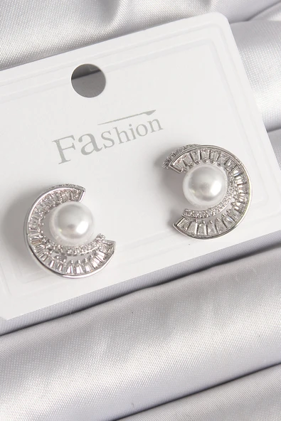 Pirinç Gümüş Renk Zirkon Taşlı Salyangoz Model İnci Detay Kadın Küpe - TJ-BKP9785 ürün görseli 1