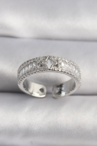 Pirinç Gümüş Renk Zirkon Taşlı Yıldız İşleme VIP Seri Kadın Yüzük - TJ-BYK3509 ürün görseli