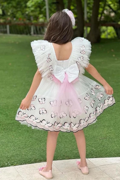 Kız Çocuk Sıfır Kol Omzu Fırfırlı Üzeri Kelebek Desenleri Eteği Tüllü Beyaz Abiye - Resim 5