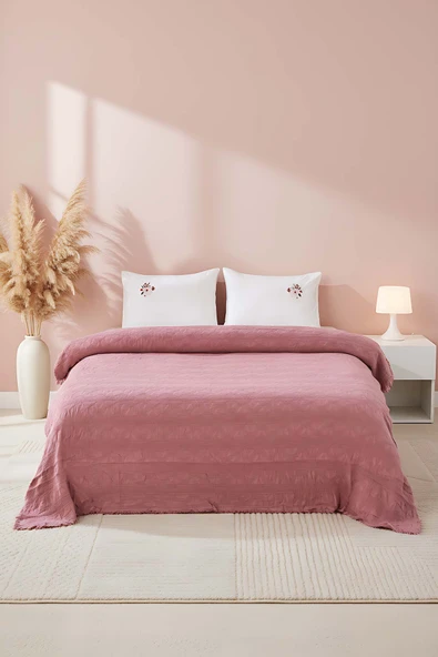 Rivaİstanbul Felix Rose Pamuklu Nakışlı Çift Kişilik Pike Takımı 4 Parça Uyku & Çeyiz Seti ürün görseli 1